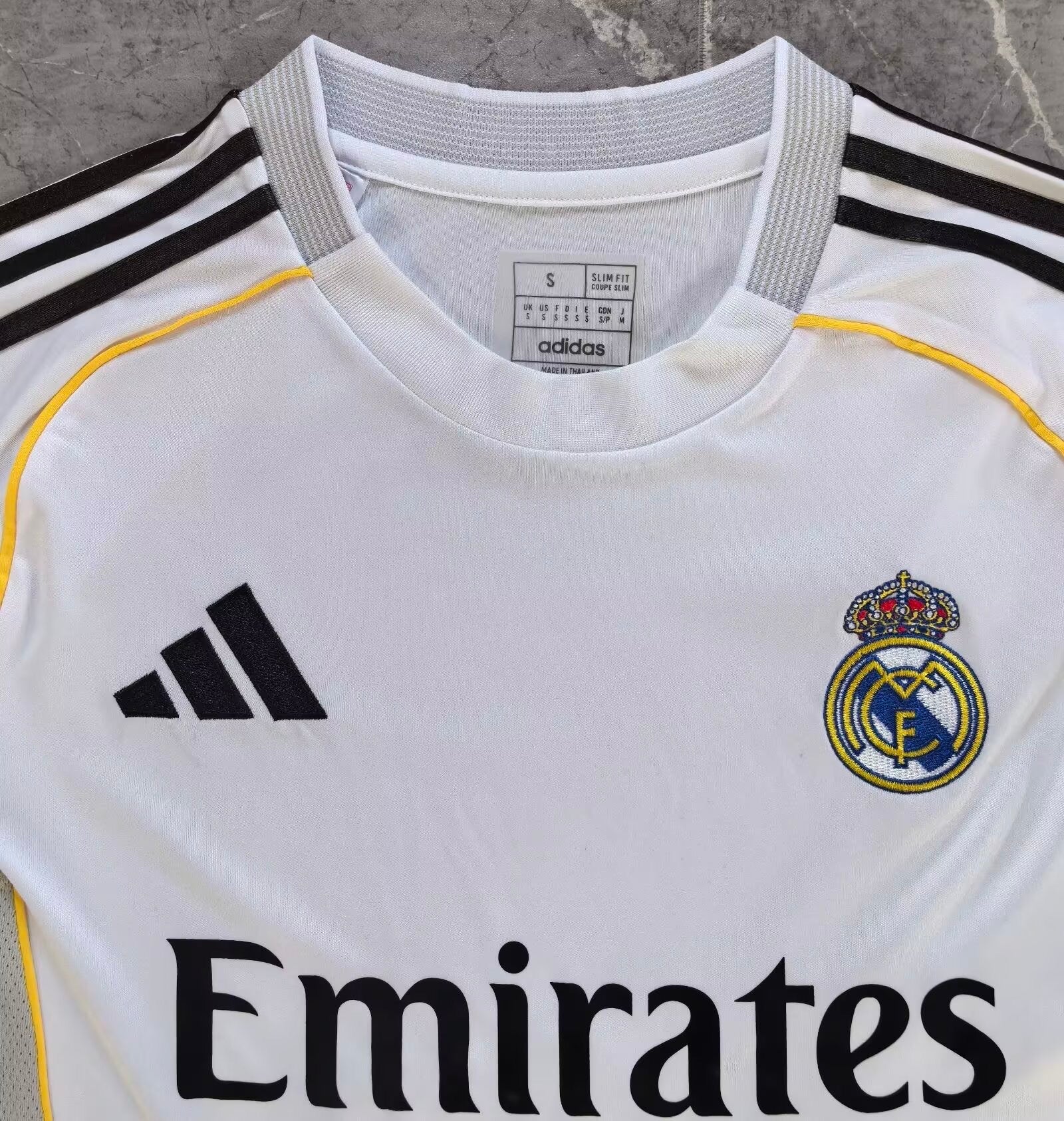 Real Madrid Home Jersey 2025/26 - Version Fan