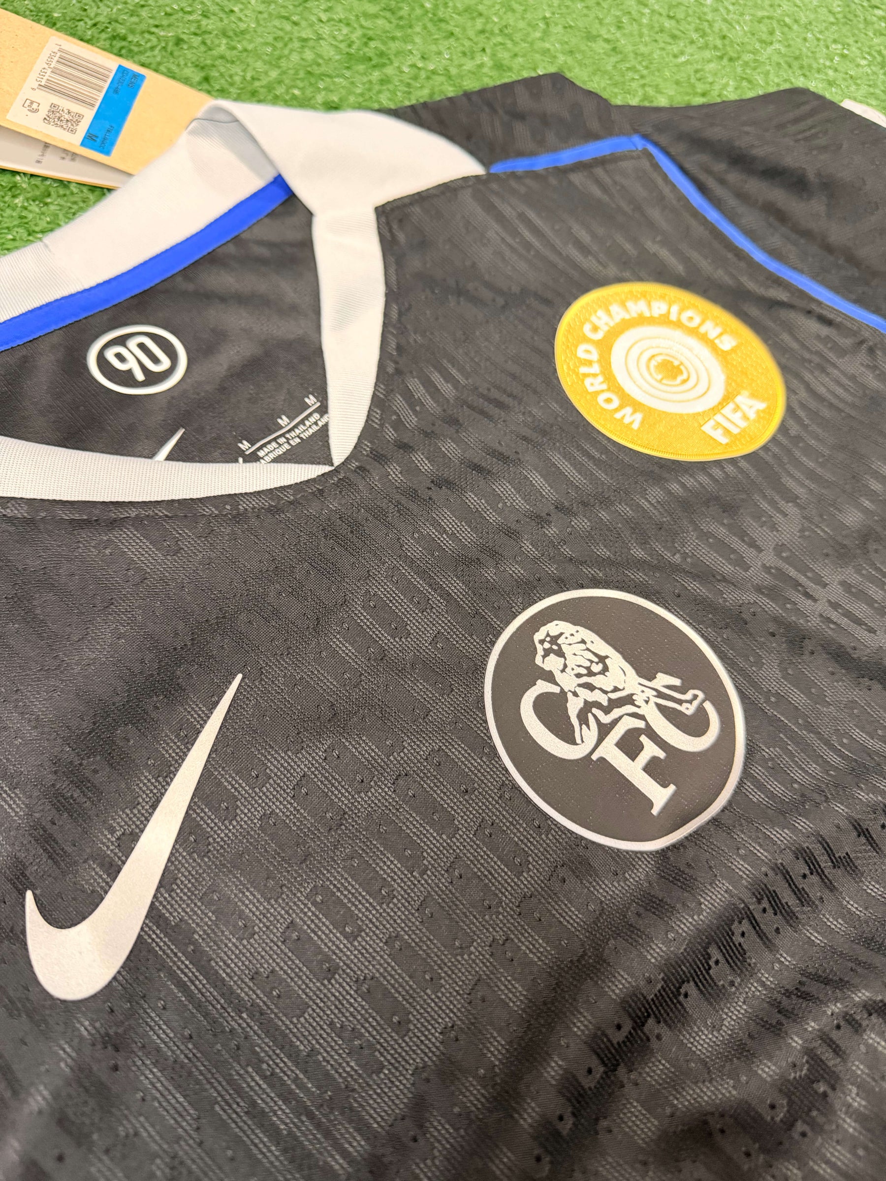 Chelsea Legacy Edition: Third Kit & Gold Medal Combo