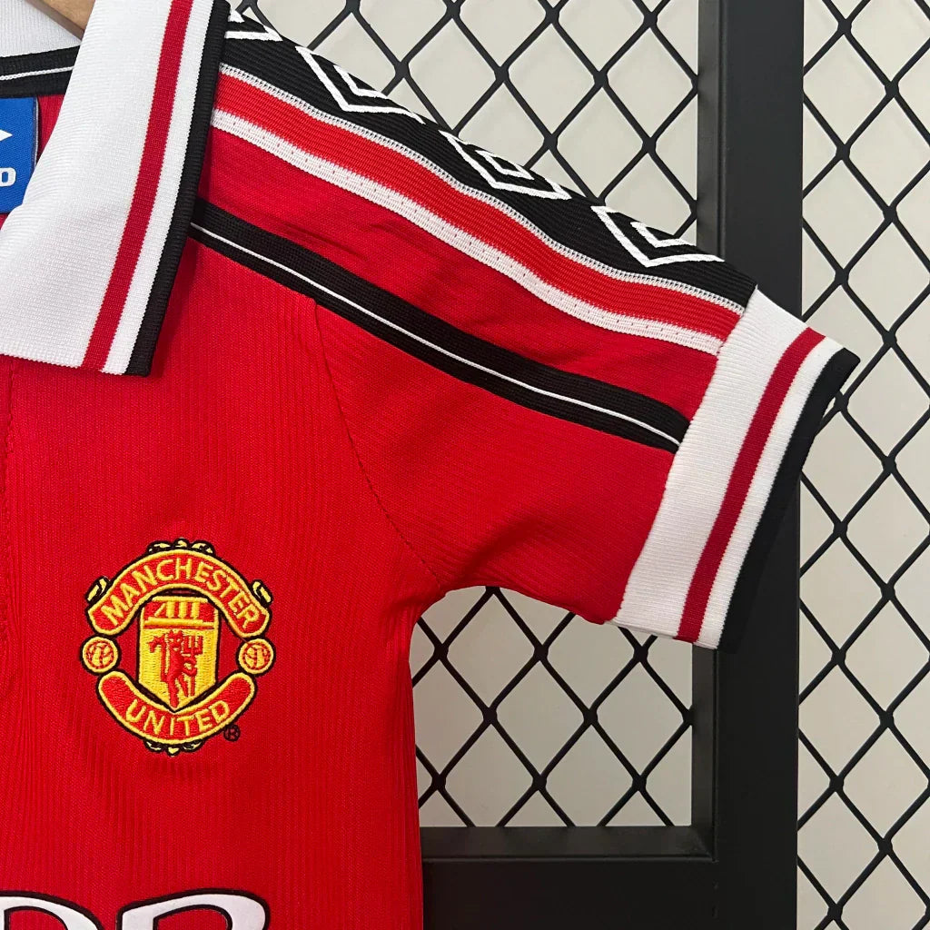 Kids Manchester United Home Kit 1999/2000 - Retrテエ