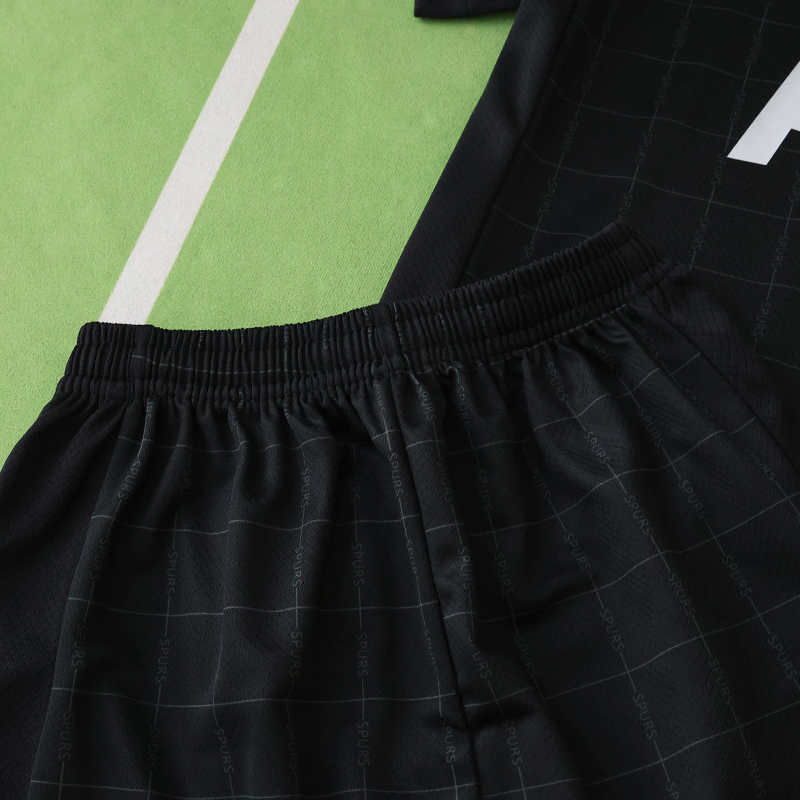 Kids Tottenham Hotspur Away Kit 2025/26