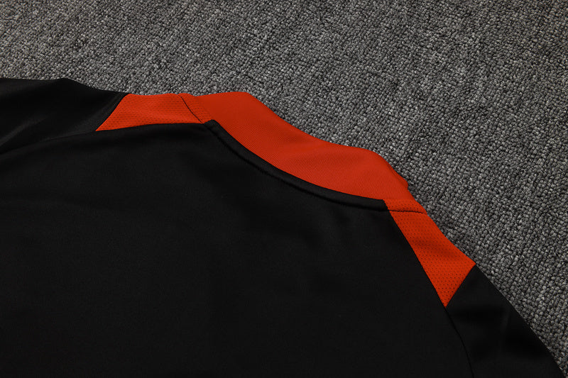 Agasalho de treino Internacional 25/26 - Preto