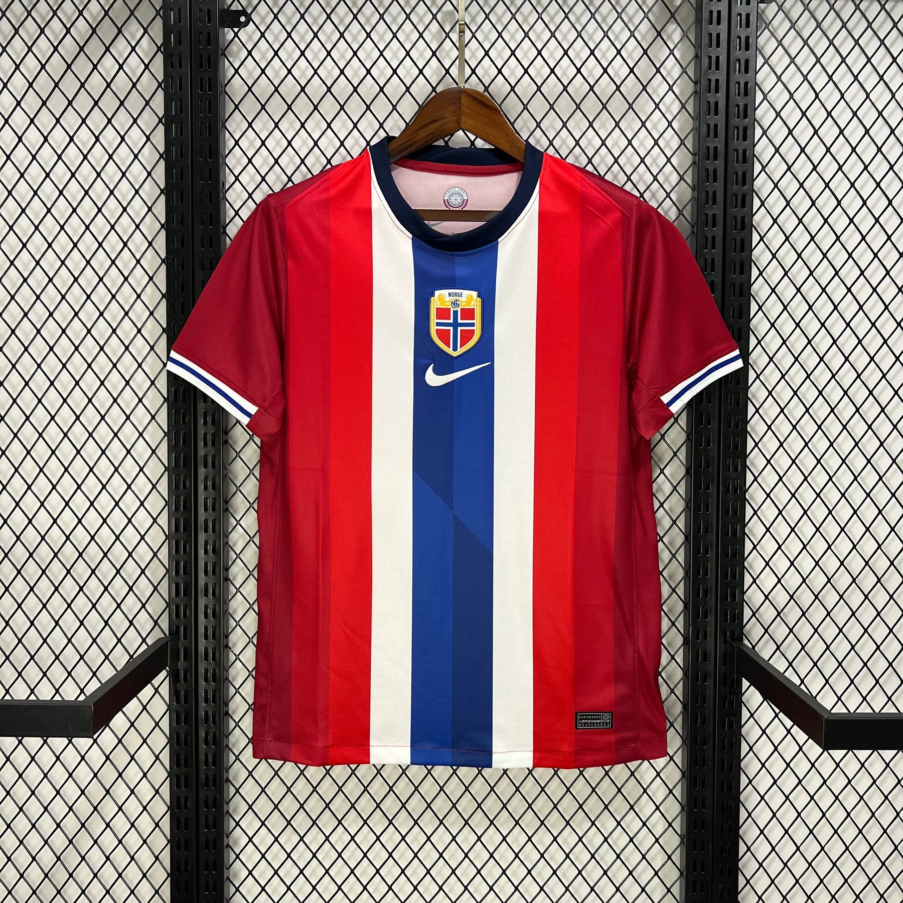 #10 テ賄egaard Norway Home Jersey 2024/2025