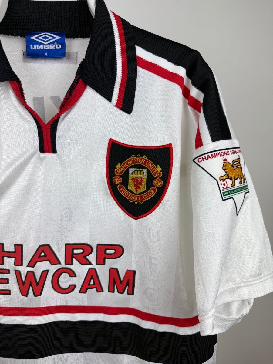 David Beckham - Manchester United 1997/98 Away Shirt 🏴