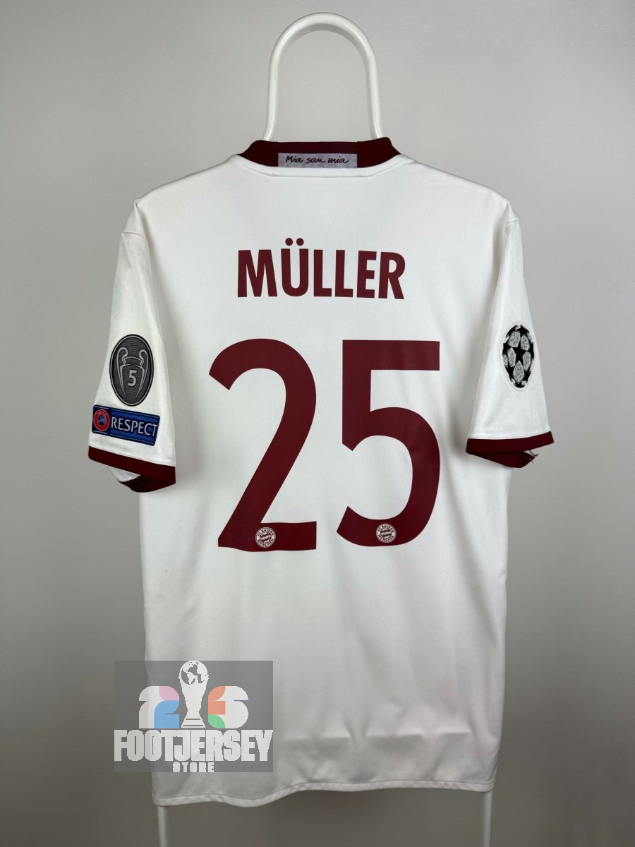 Thomas Müller - FC Bayern Munich 2016/17 third shirt 🇩🇪