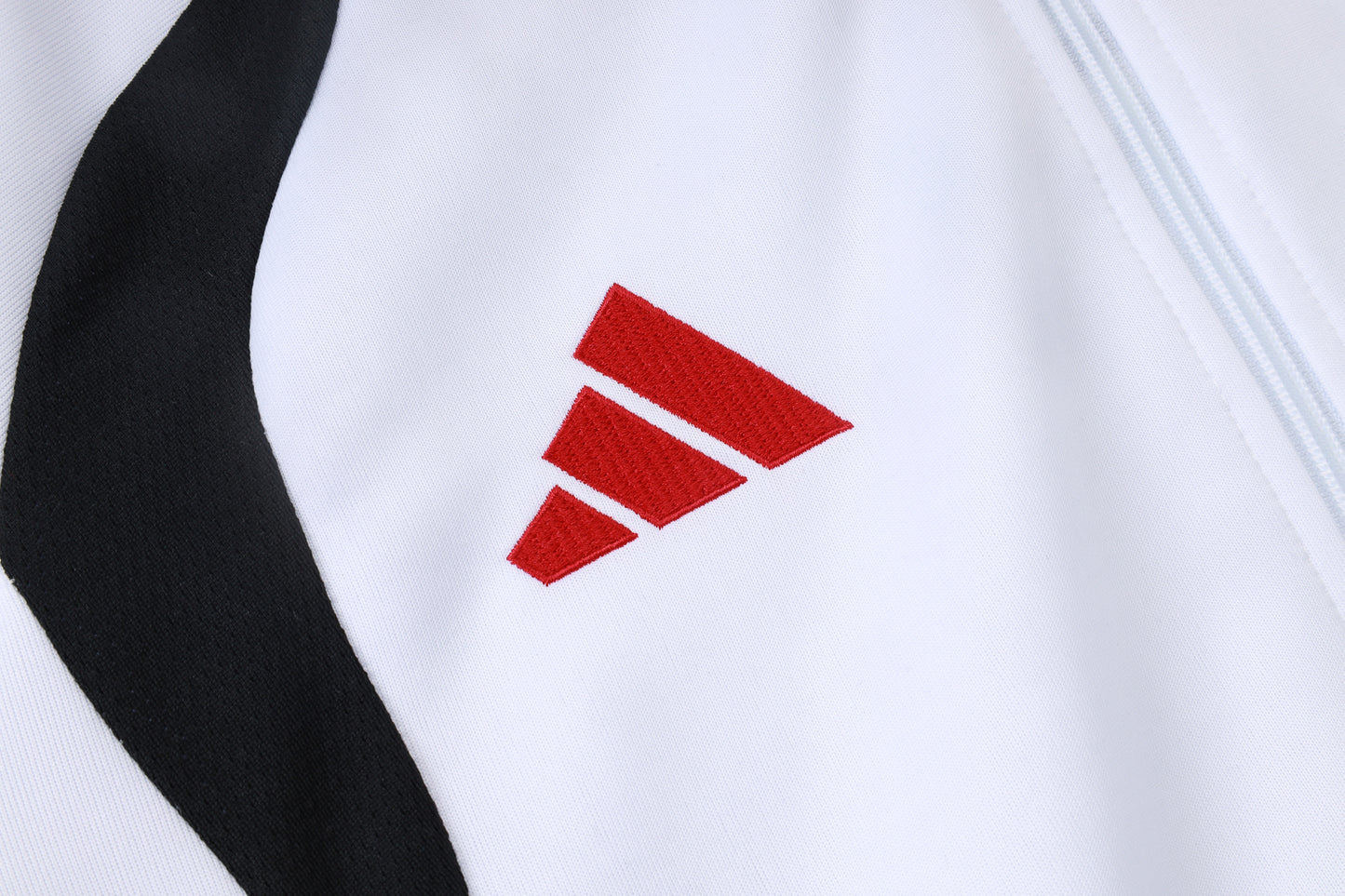 Liverpool 2026/27 Full -Zip TrackSuit