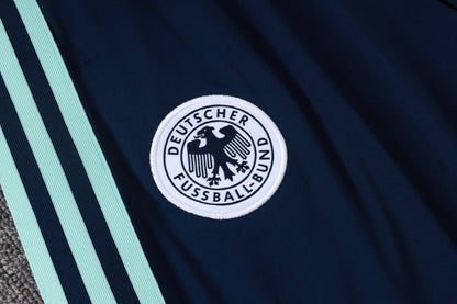 Tracksuit 26