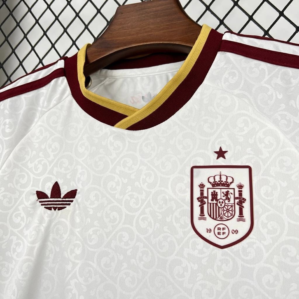Spain 2026/27 Away Kit Kids