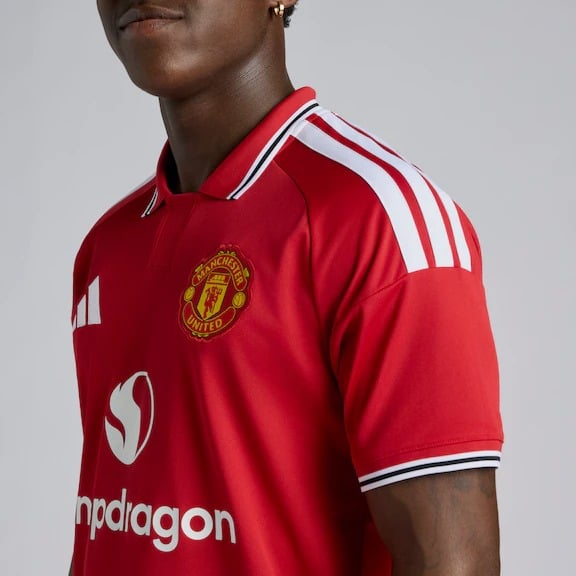Manchester United 2026/27 Home Jersey