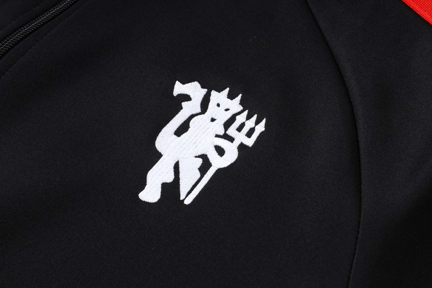Manchester United 2026/27 Full-Zip Tracksuit