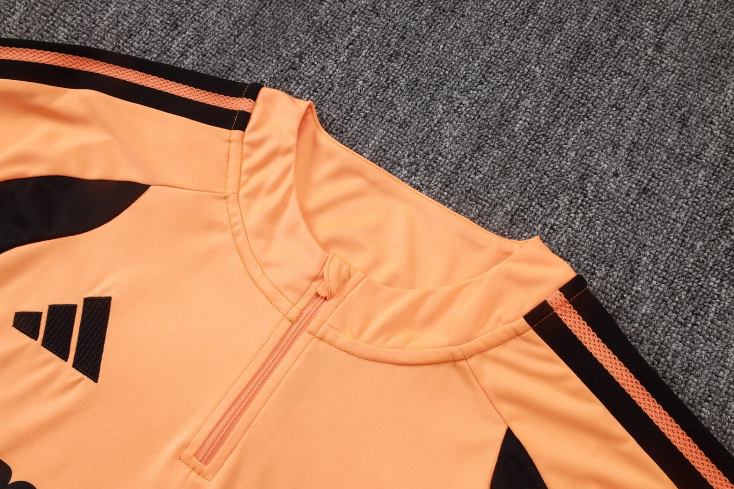 Arsenal 2026/27 Half-Zip TrackSuit