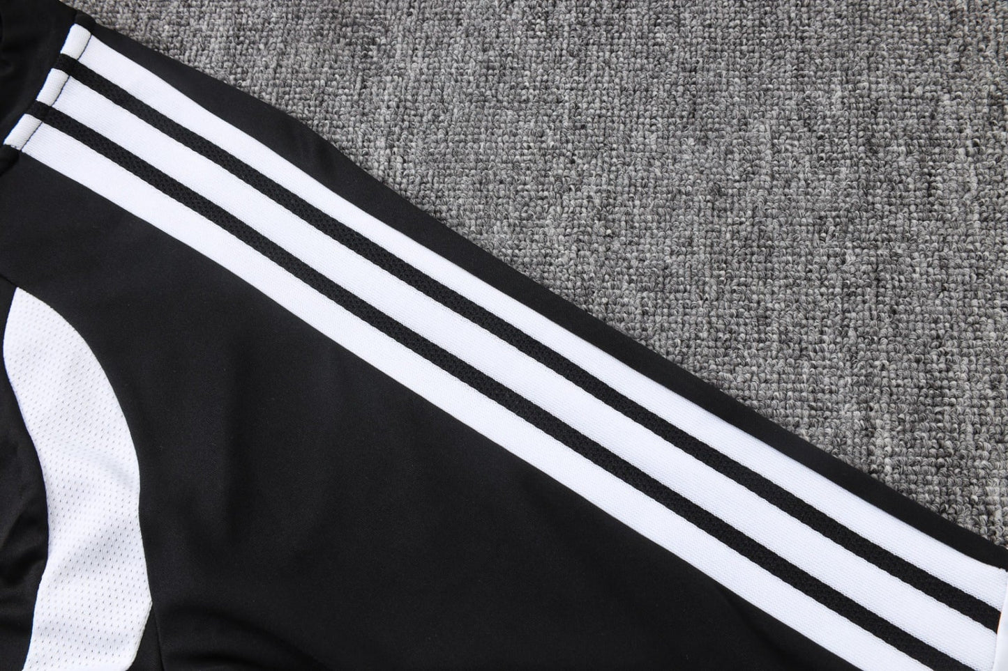 Liverpool 2026/27 Half-Zip TrackSuit