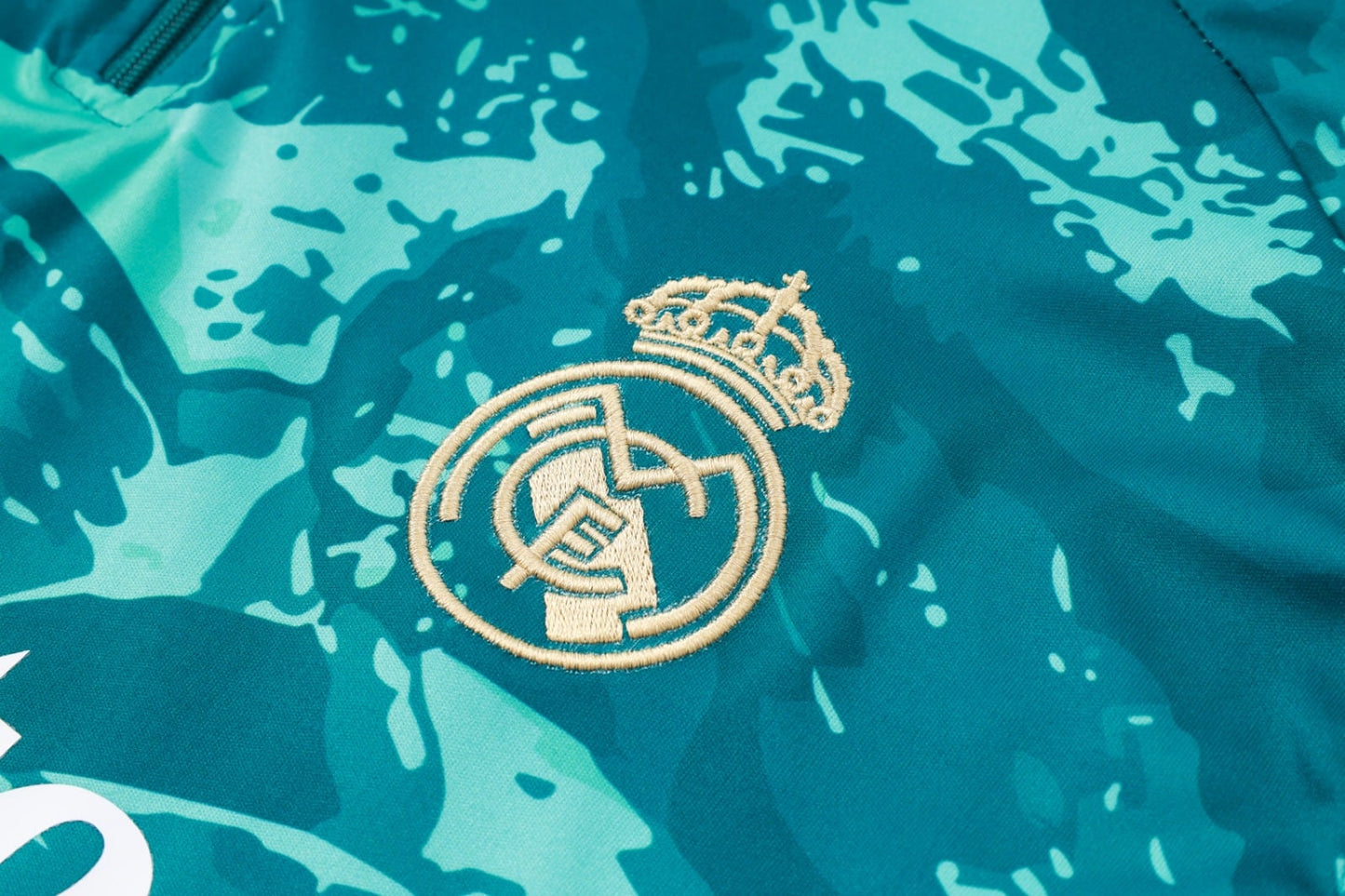 Real Madrid 2026/27 Half-Zip TrackSuit