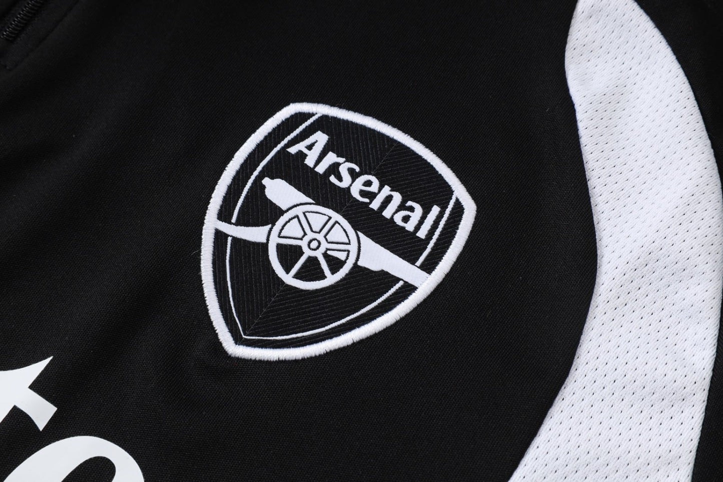Arsenal 2026/27 Half-Zip TrackSuit