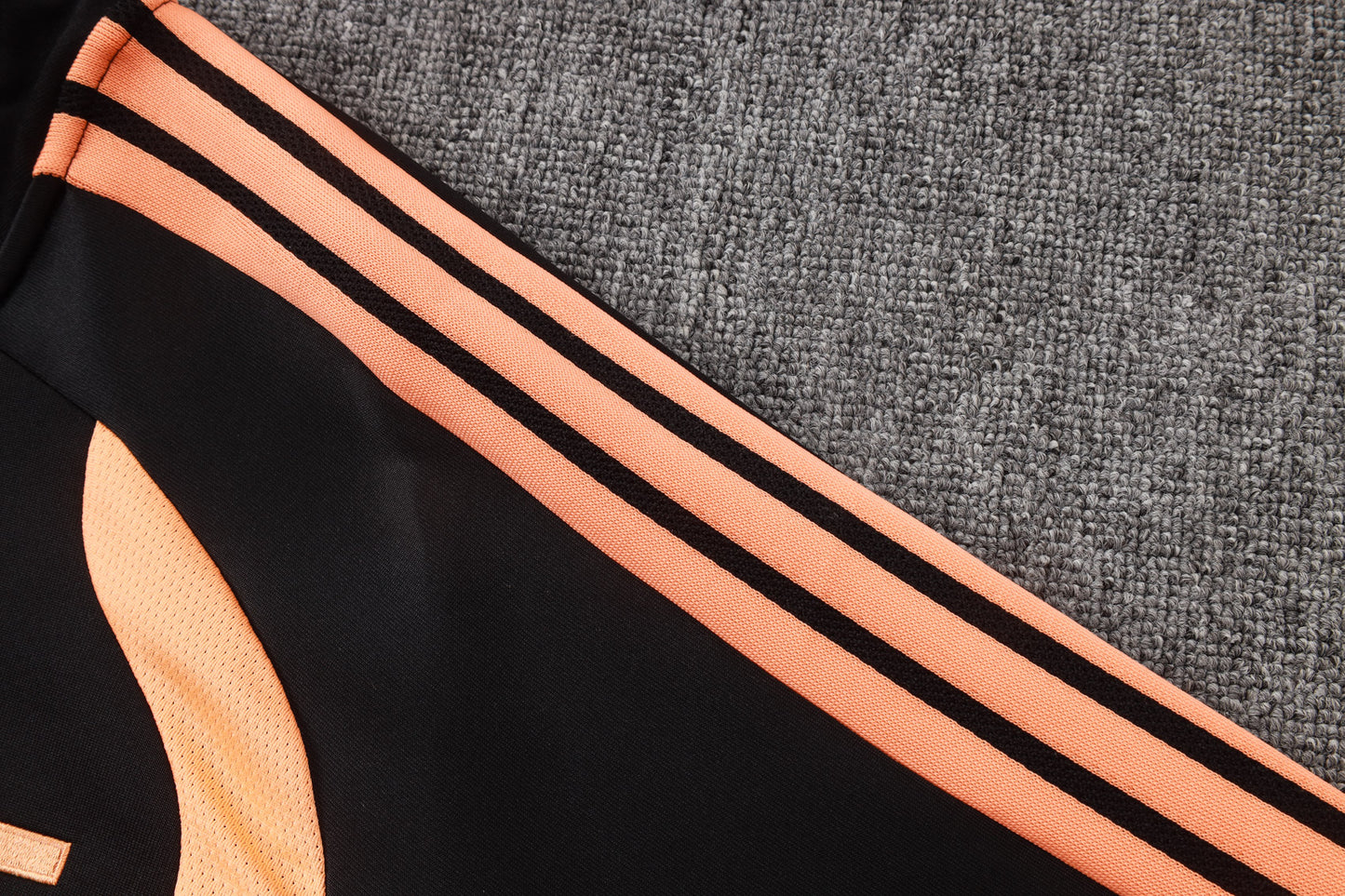 Arsenal 2026/27 Full-Zip Tracksuit