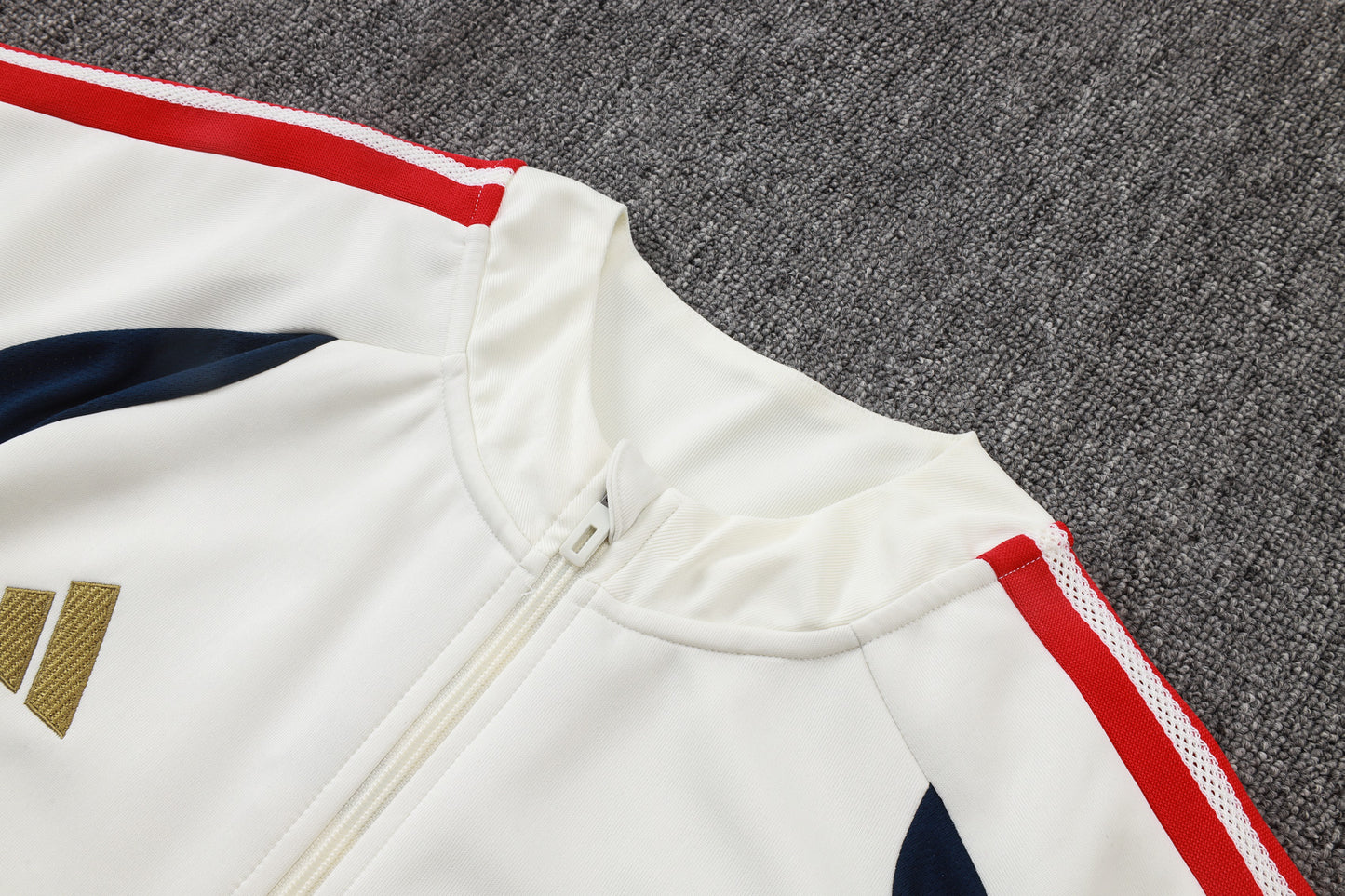 Bayern 2026/27 Full -Zip TrackSuit