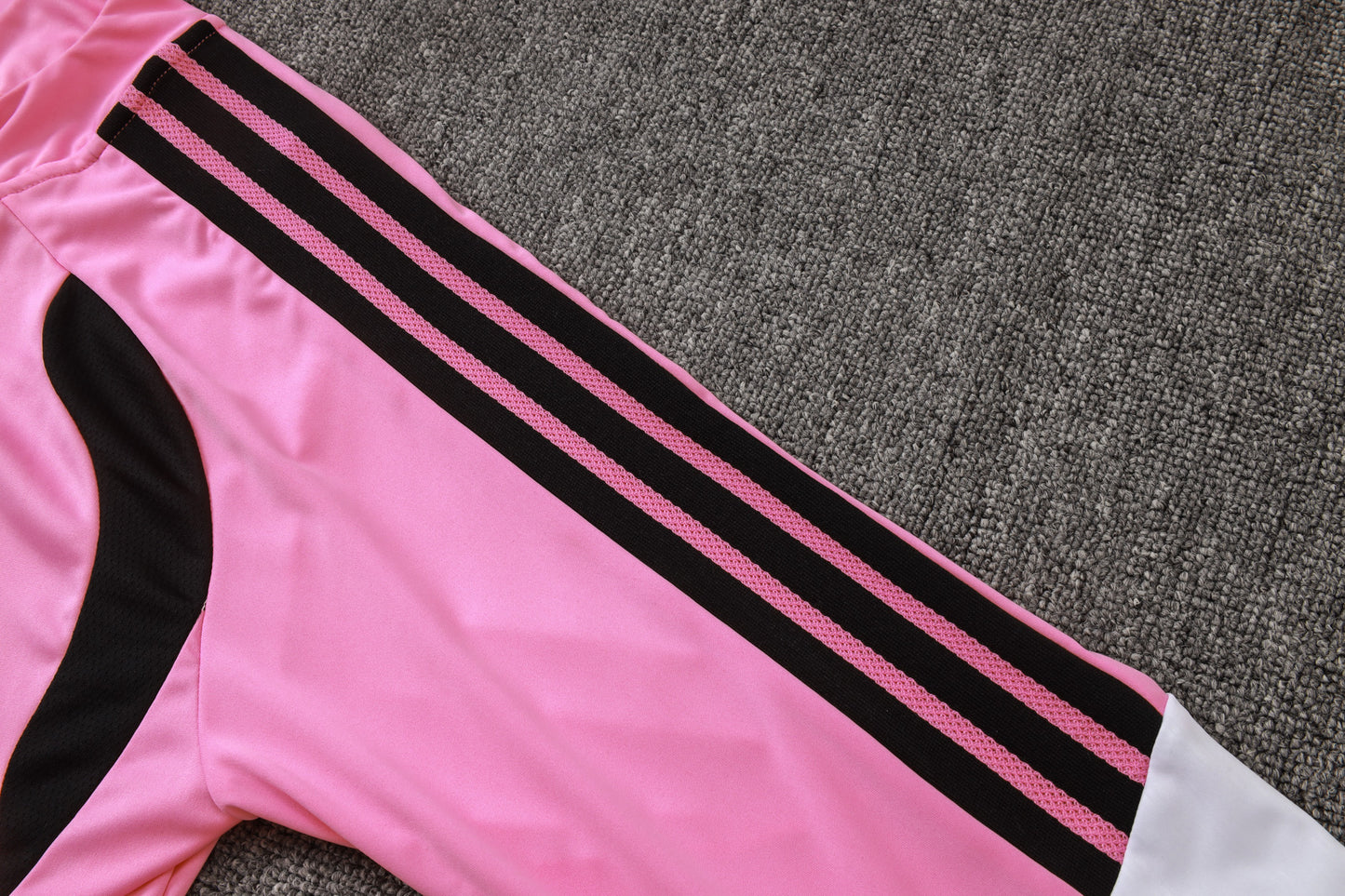 Inter Miami 2026/27 Half-Zip TrackSuit