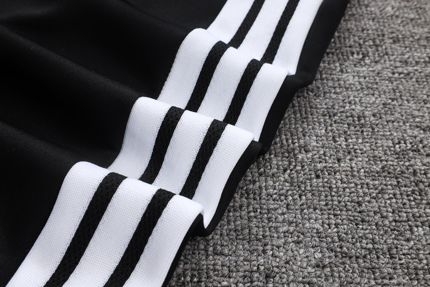 Liverpool 2026/27 Full -Zip TrackSuit