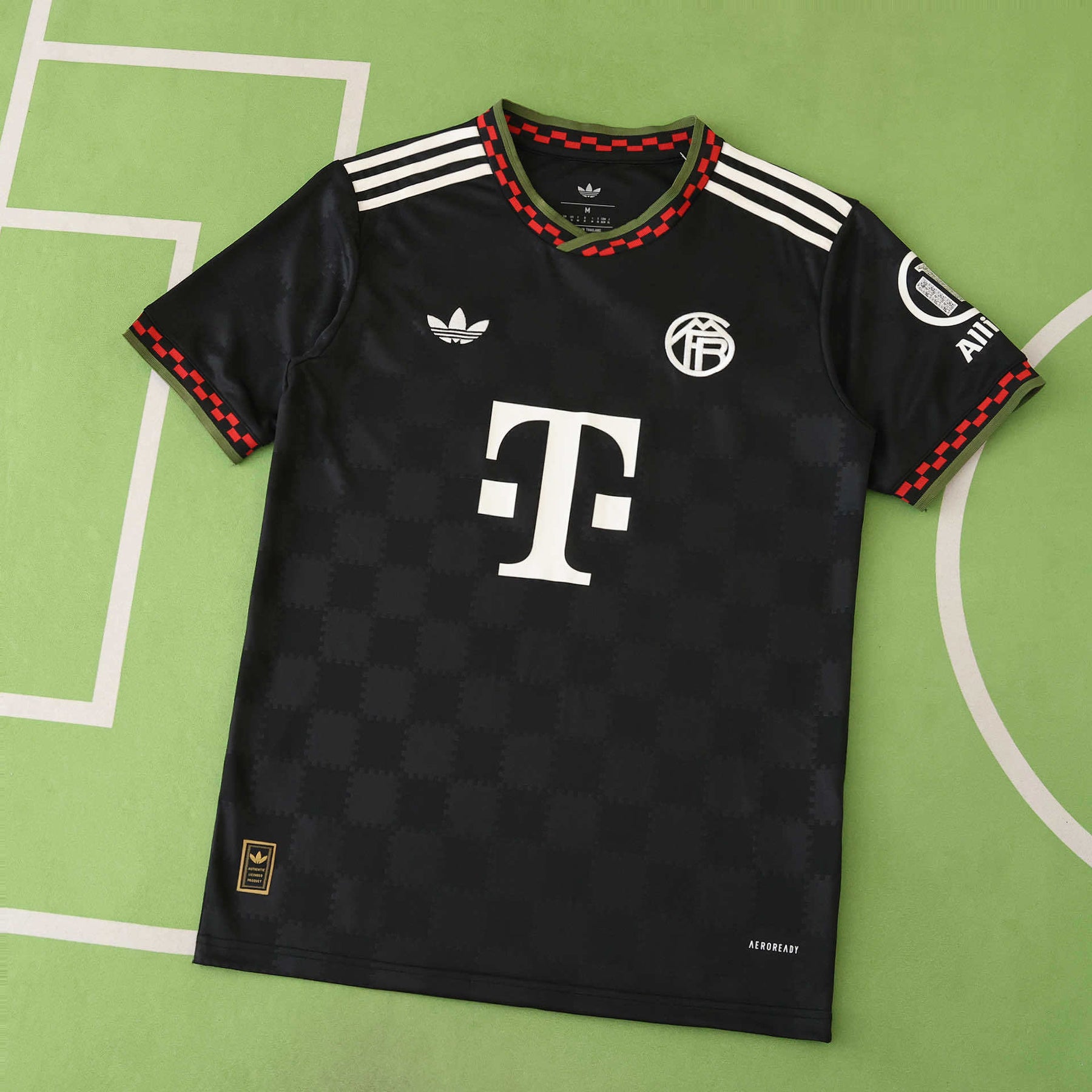 COMBO Bayern Munich 2025/26 - BLACK NOVEMBER