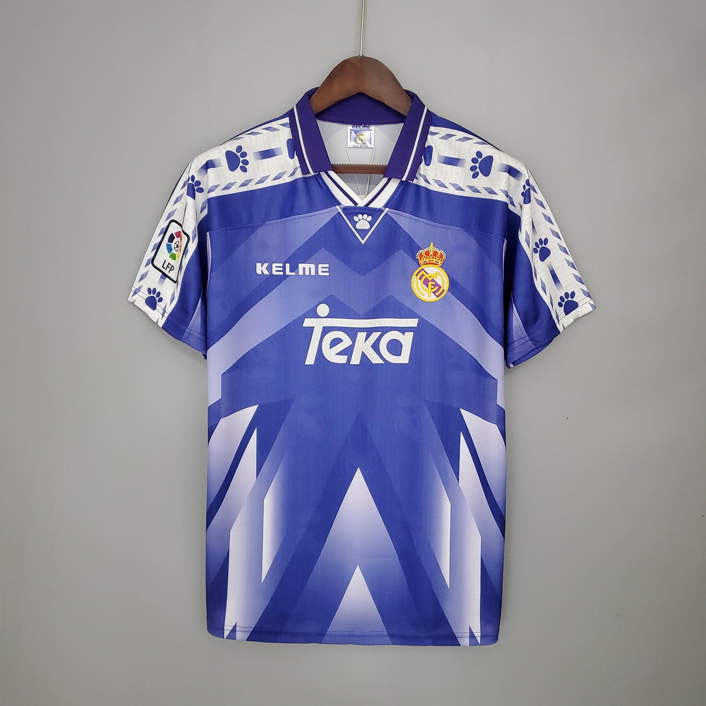 Real Madrid Retro Away Jersey 1996/1997