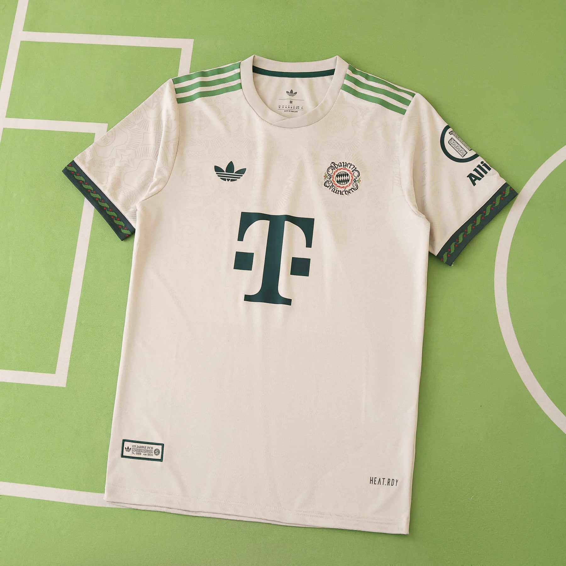 COMBO Bayern Munich 2025/26 - BLACK NOVEMBER