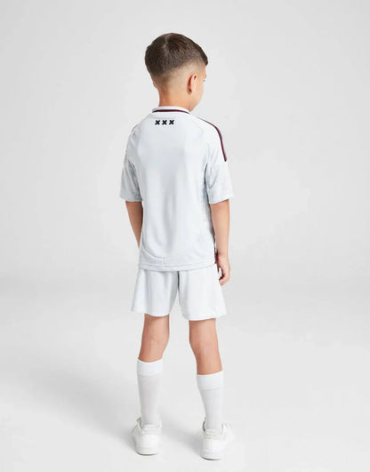 Third 24/25 Kids Kit