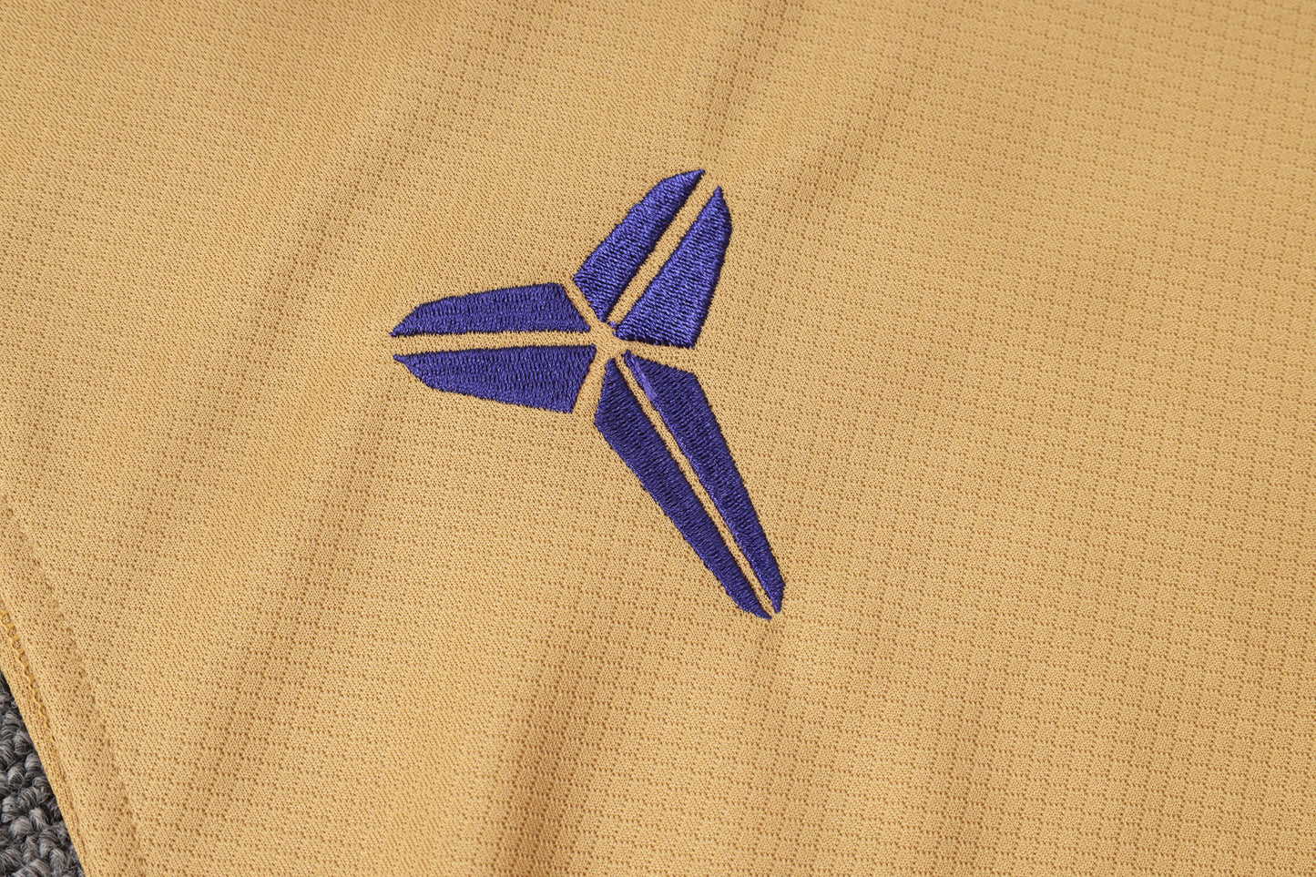 Barcelona 2026/27 sleeveless training kit