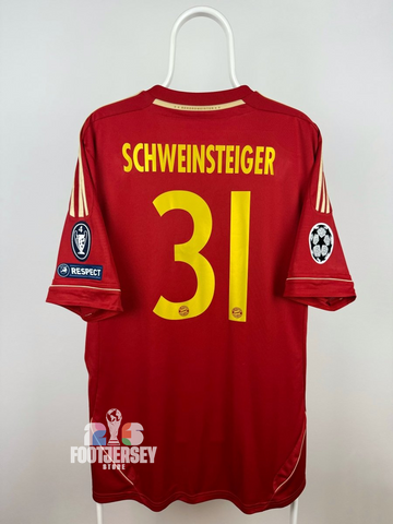 Bastian Schweinsteiger - Bayern Munich 2011/12 home shirt 🇩🇪
