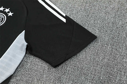 Training Men's Kit