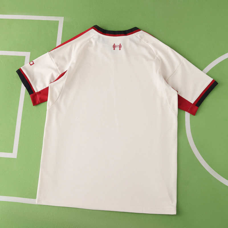 COMBO Liverpool 2025/26 - BLACK NOVEMBER