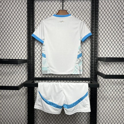 Home 24/25 Kids Kit