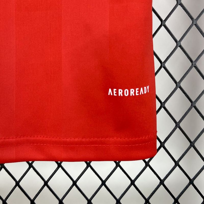 Bayern Munich Goalkeeper Jersey 2025/26