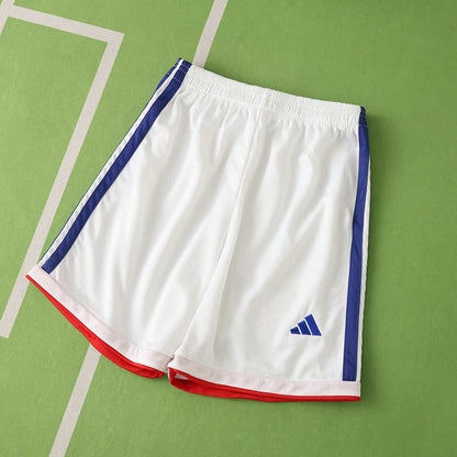 Shorts 26