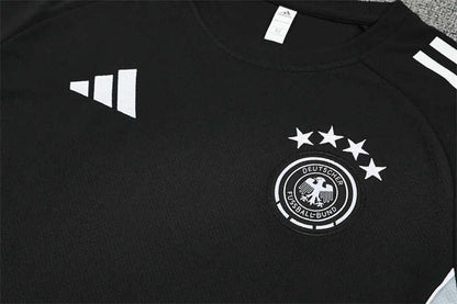 Training Men's Kit