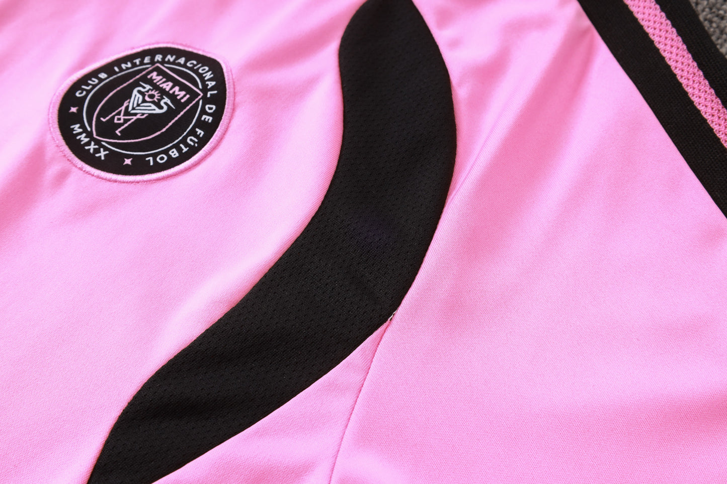 Inter Miami 2026/27 Half-Zip TrackSuit