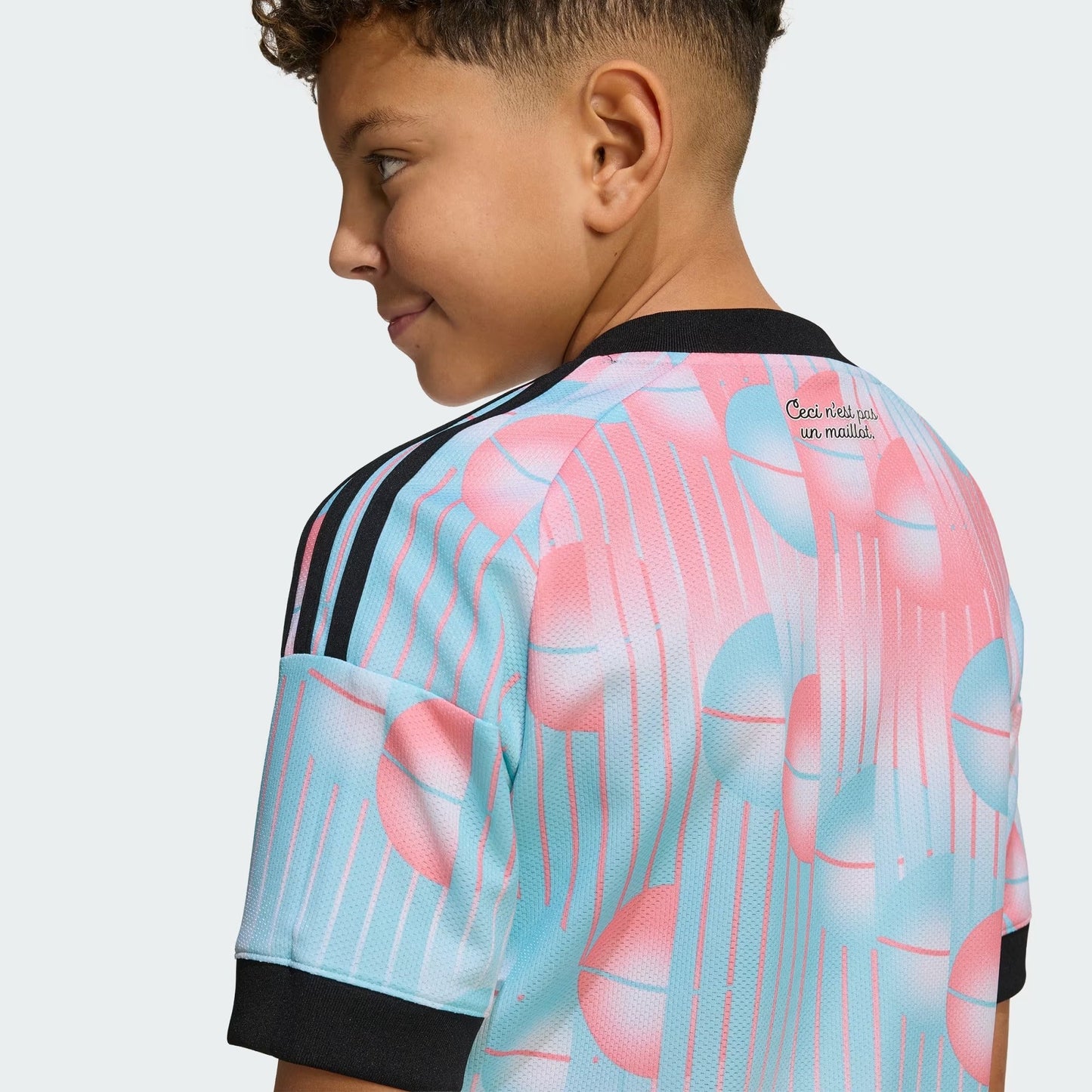 Belgium World Cup 2026 Away Kids Kit