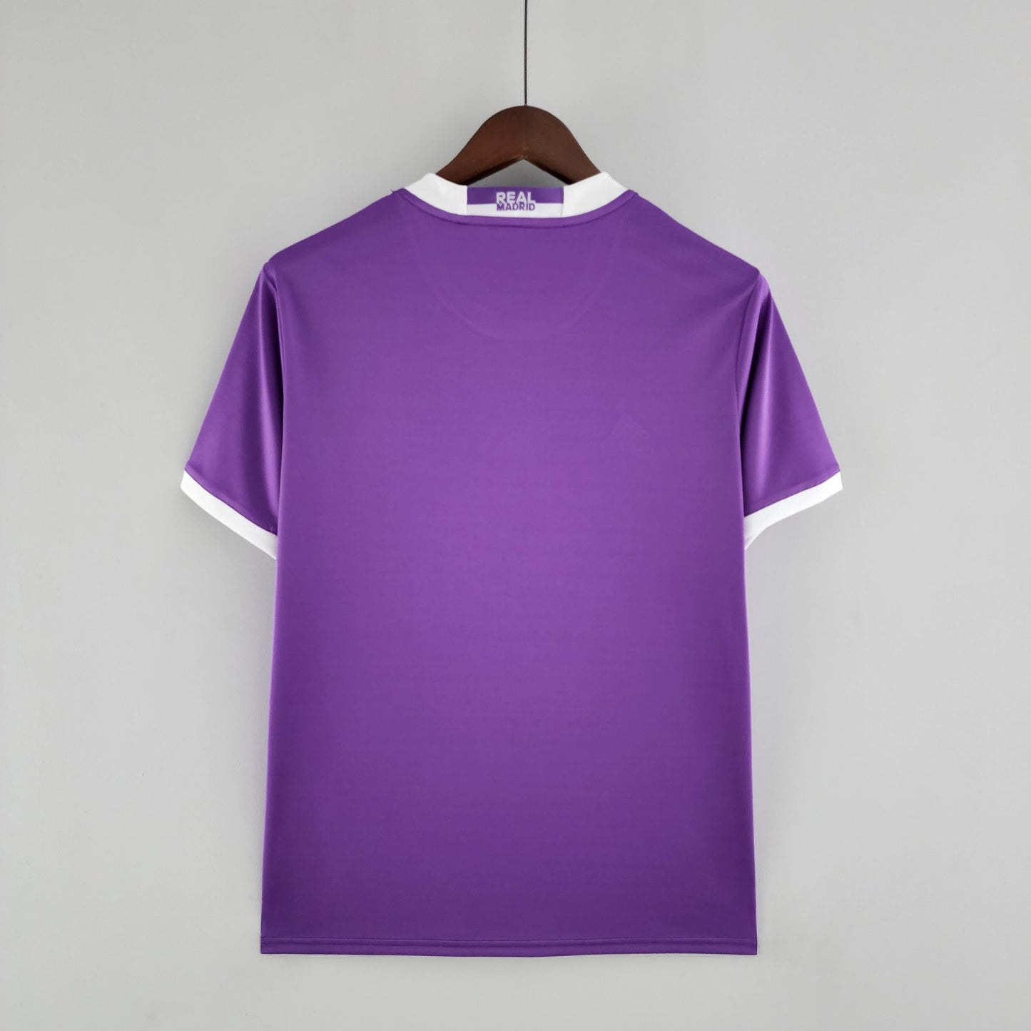Real Madrid Retro Away Jersey 2016/2017