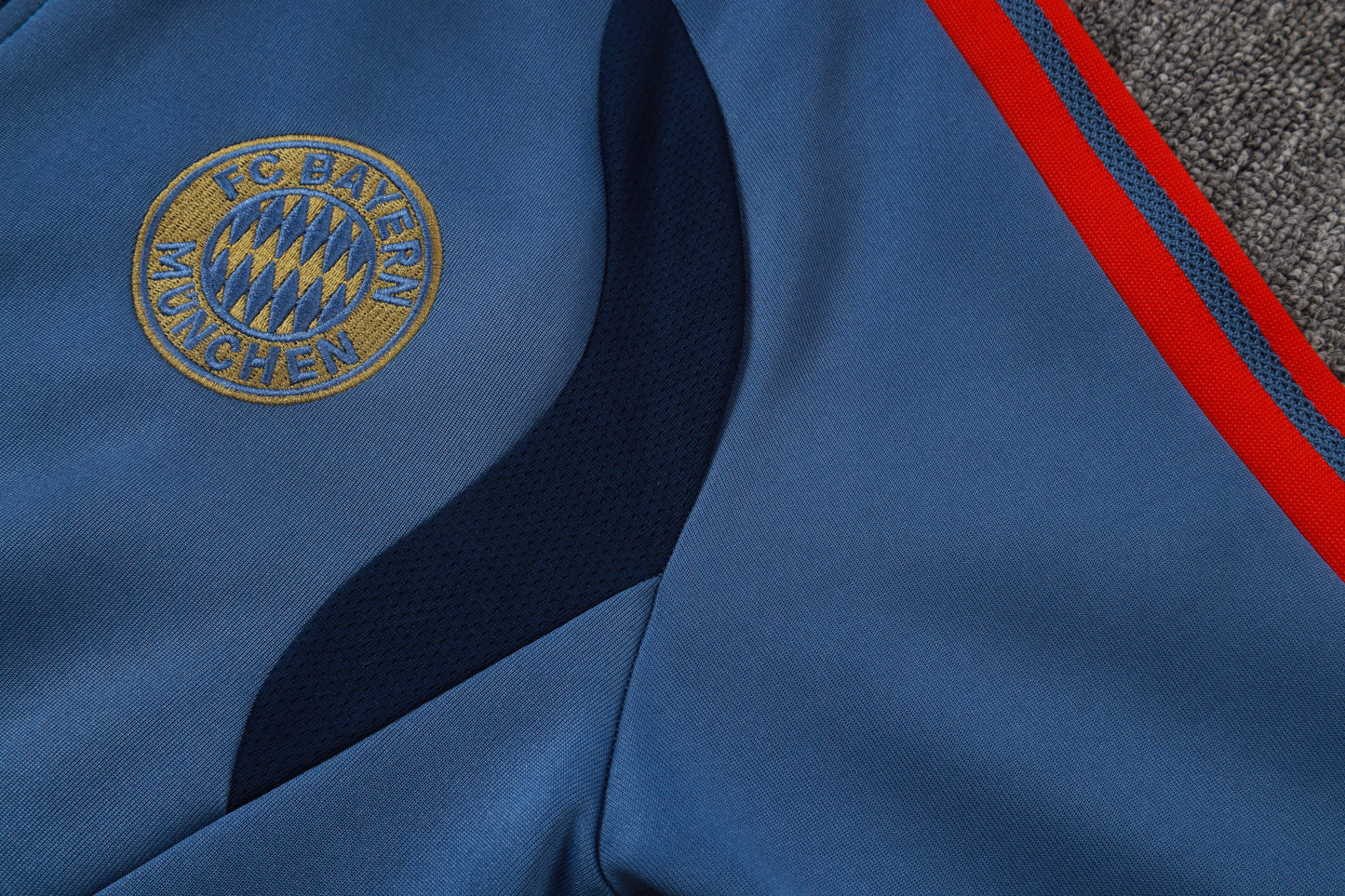 Bayern 2026/27 Full -Zip TrackSuit