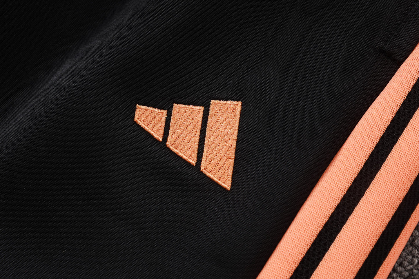 Arsenal 2026/27 Full-Zip Tracksuit