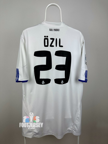 Mesut Özil - Real Madrid 2010/11 home shirt 🇩🇪