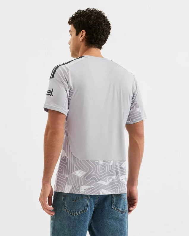 Arsenal 2026/27 Goalkeeper Jersey