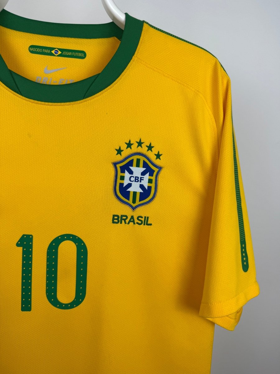 Ronaldinho - Brazil 2010 home shirt 🇧🇷