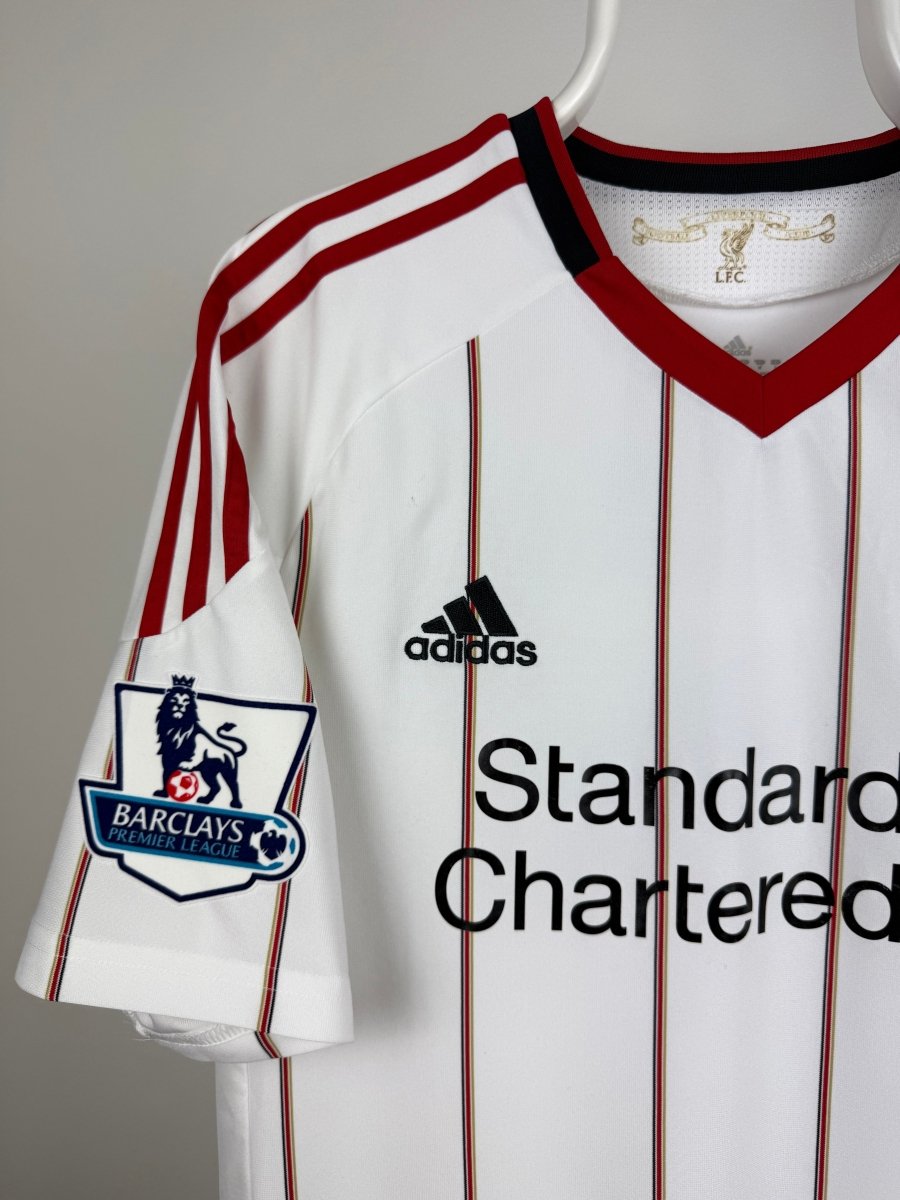 Steven Gerrard - Liverpool 2010/11 away shirt 🏴󠁧󠁢󠁥󠁮󠁧󠁿