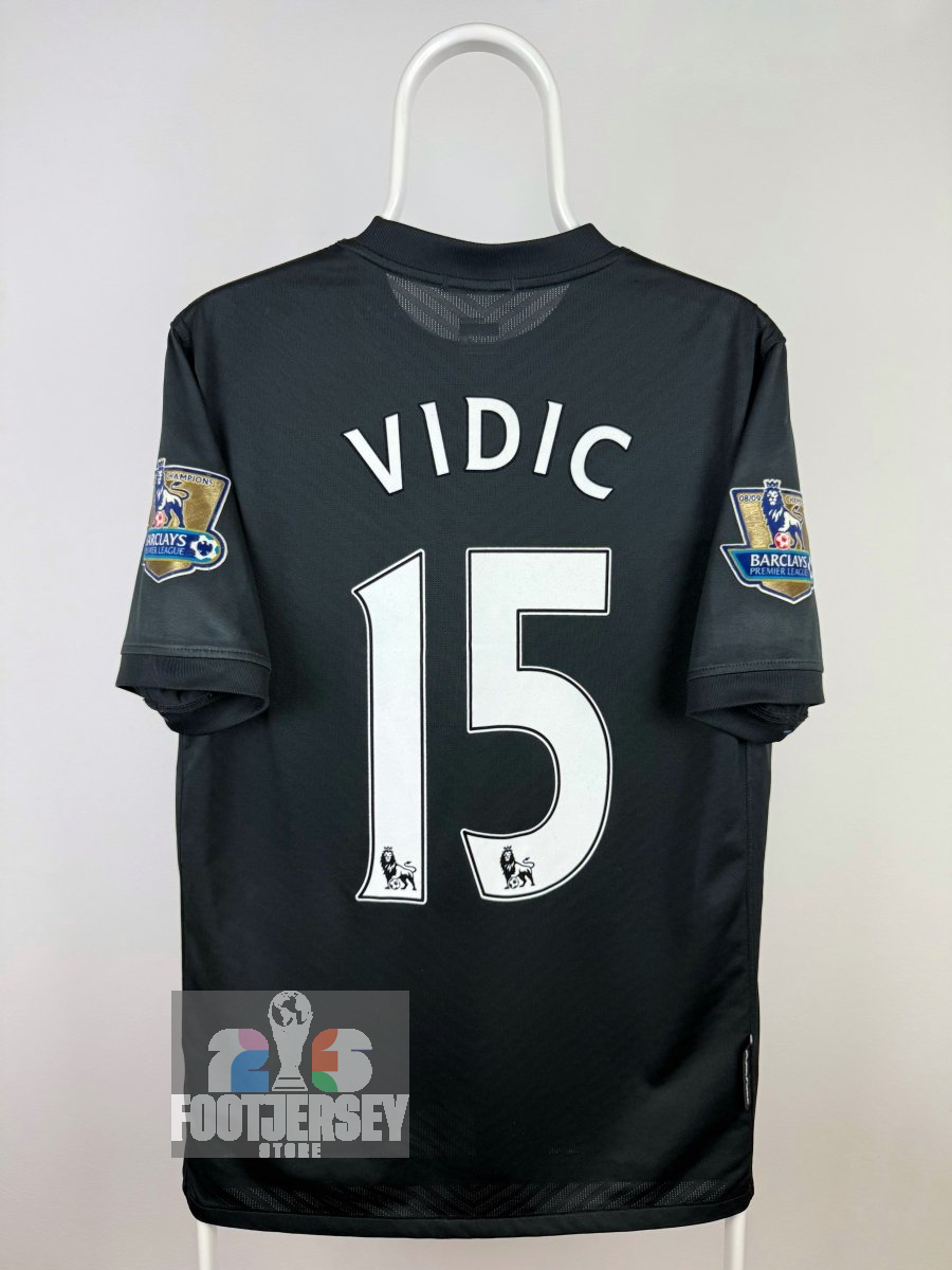 Nemanja Vidic - Manchester United 2009/10 away shirt 🇷🇸